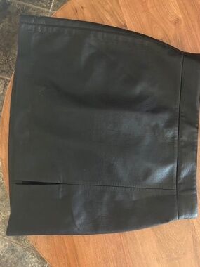 Wilfred leather skirt